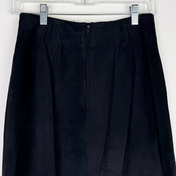 Marshall Fields Country Shop Vintage Black Suede Skirt - Picture 5 of 10